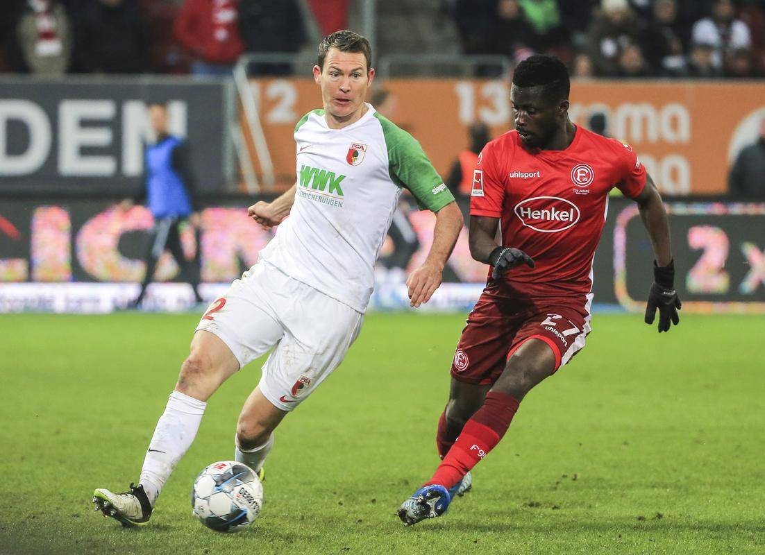 集结日体能课后，瓦伦西亚远射贴柱备战德国杯，态度坚定，轮换策略成焦点的简单介绍-开云官网