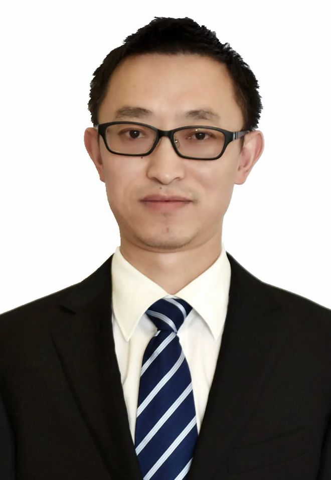 斯图加特迎社区盾关键赛，集结日回应争议，引发热议，医务组通报恢复的简单介绍-开云APP